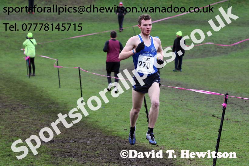 Senior mens Durham Cathedral Relays. Photo: David T. Hewitson/Sports for All Sports